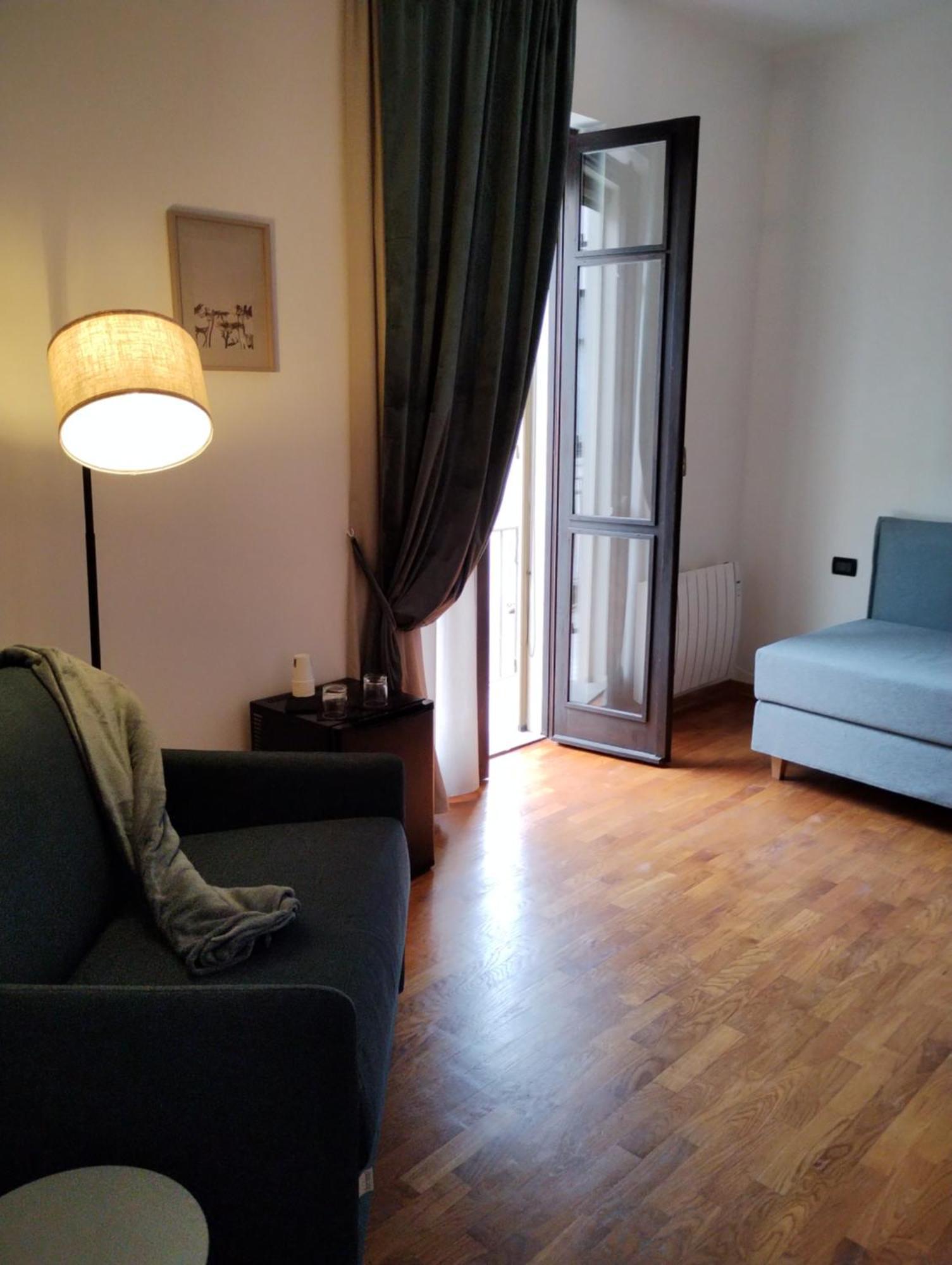Palazzo Cusani Charming Rooms Vercelli Luaran gambar