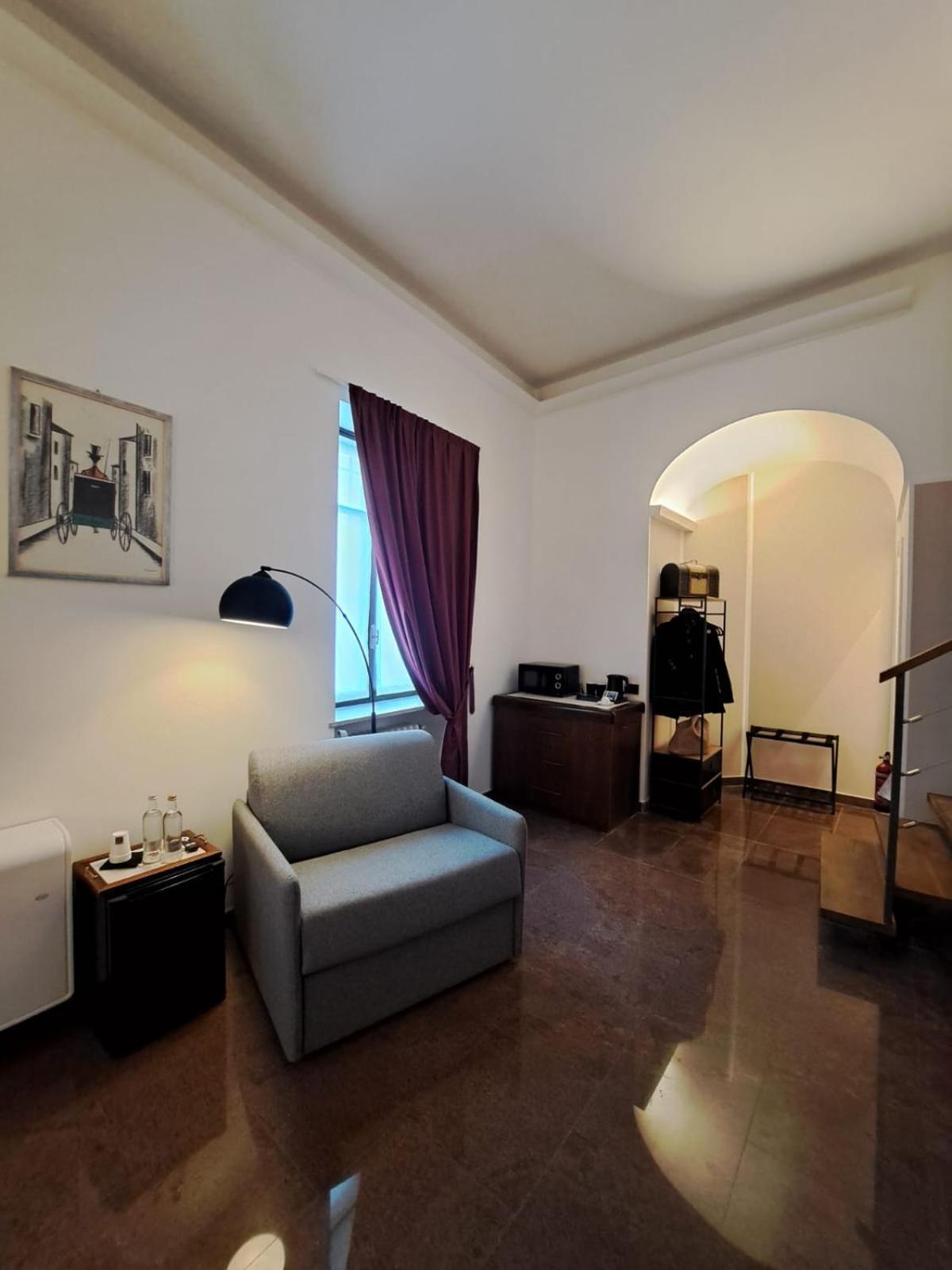 Palazzo Cusani Charming Rooms Vercelli Luaran gambar